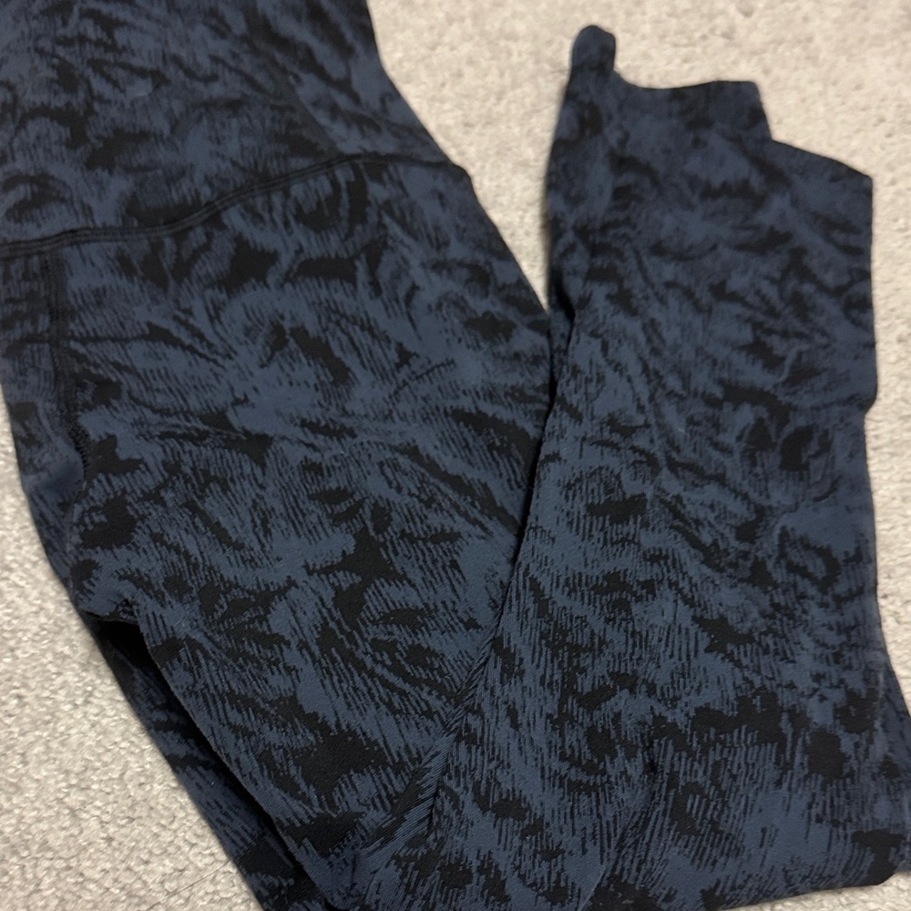 Athleta Black and Blue Patterned Leggings